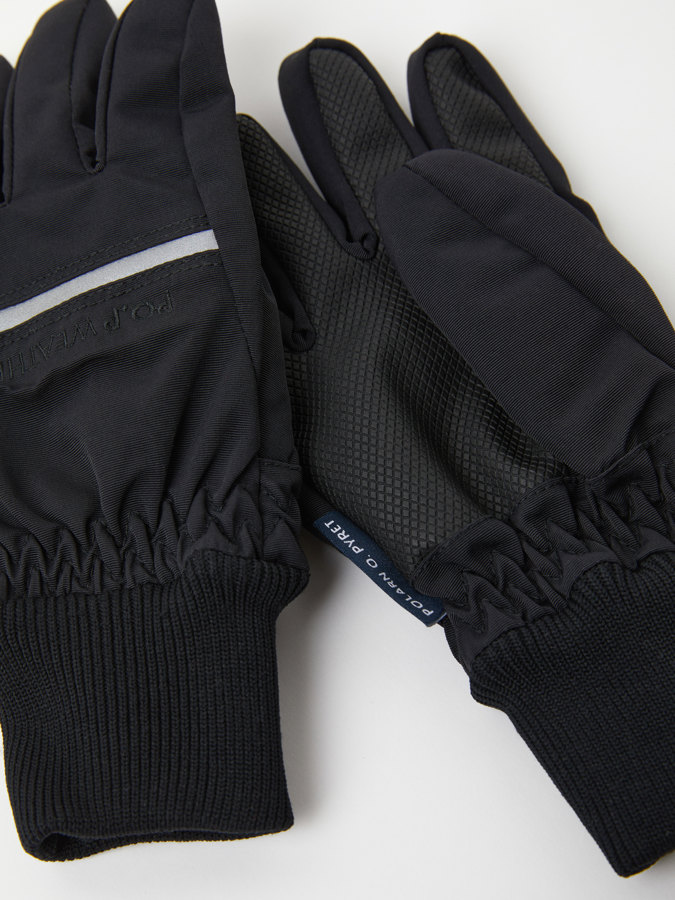 Waterproof shell gloves with cuffs