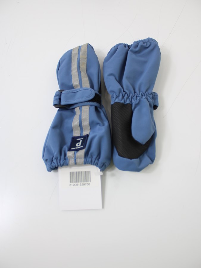 Baby Shell Mittens