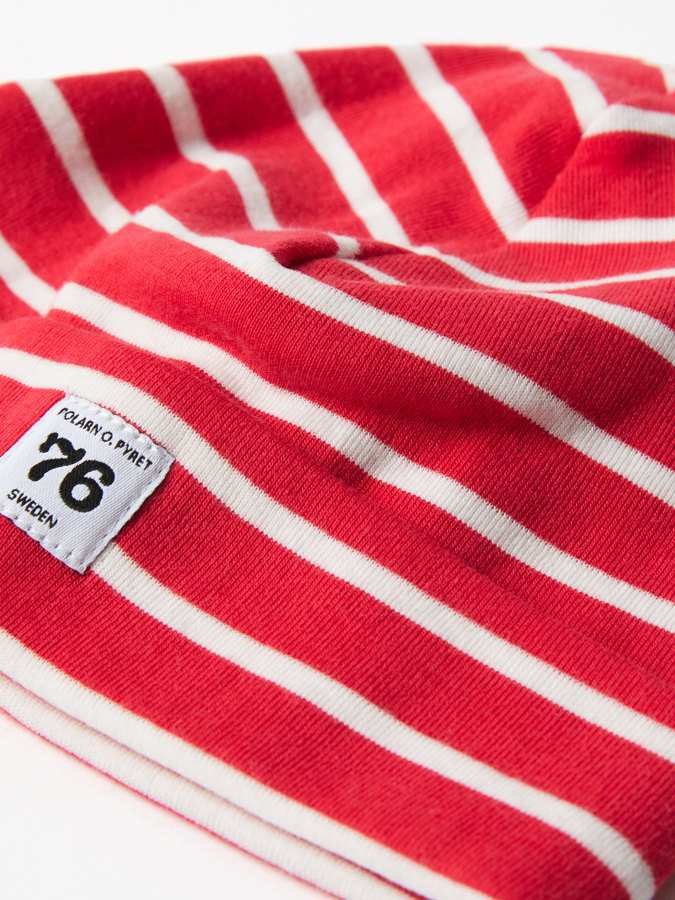 Hat jersey