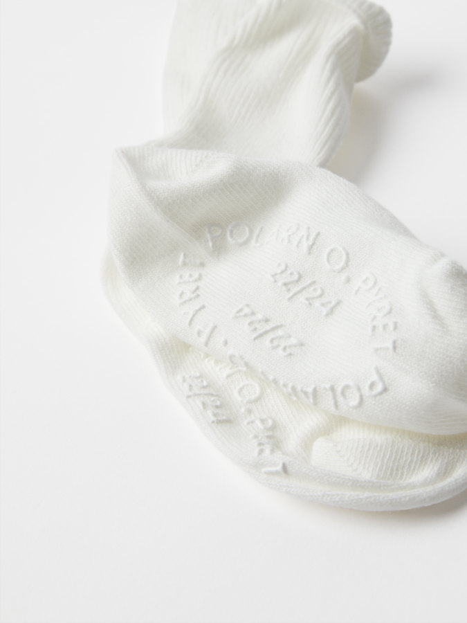 2-pack of anti-slip socks