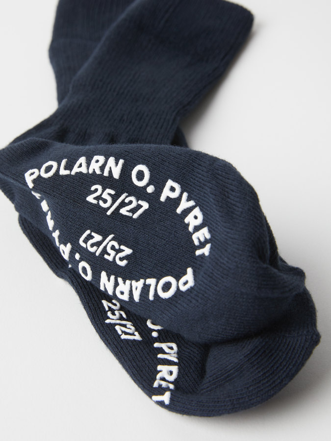 2-pack of anti-slip socks
