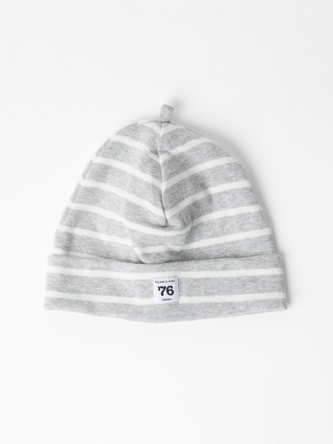 Hat striped