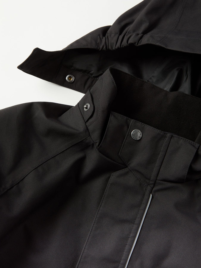 Waterproof, flexisize shell jacket