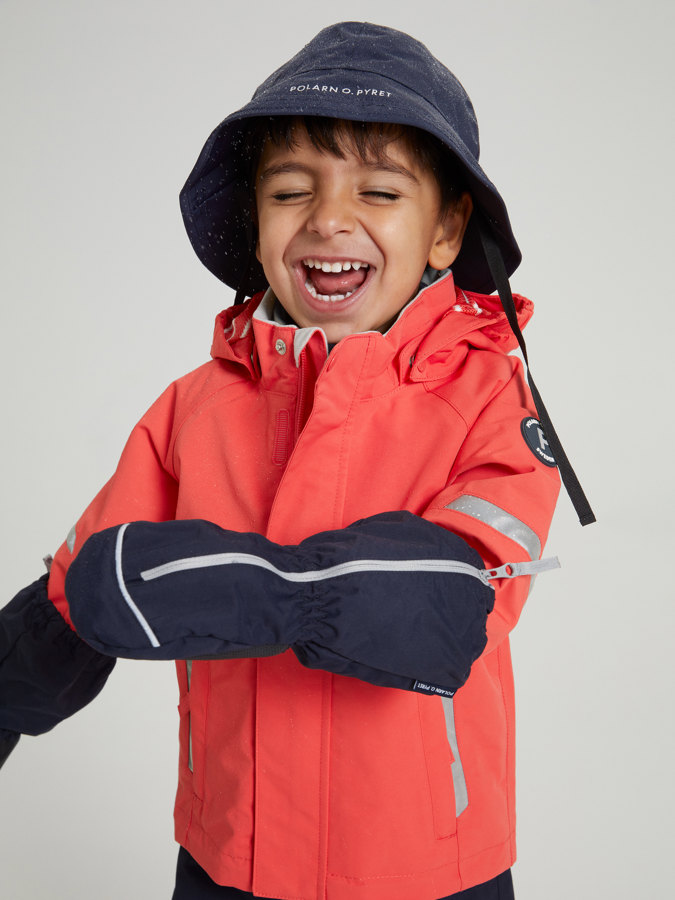 Shell mittens with zipper