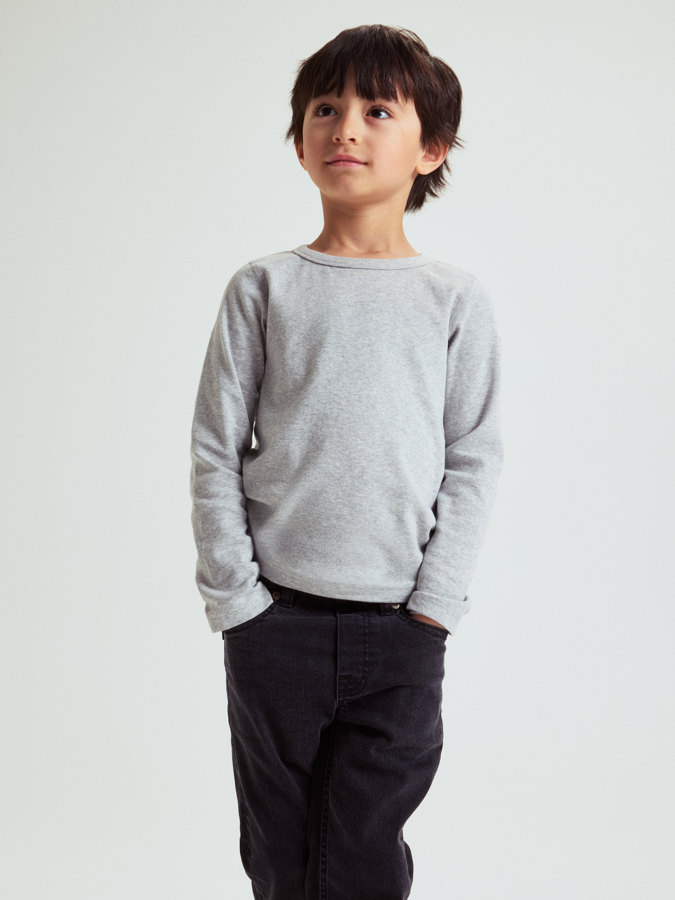 Long-sleeved top