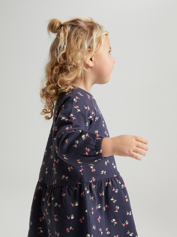 Floral dress with gathered skirt Floral dress with gathered skirt