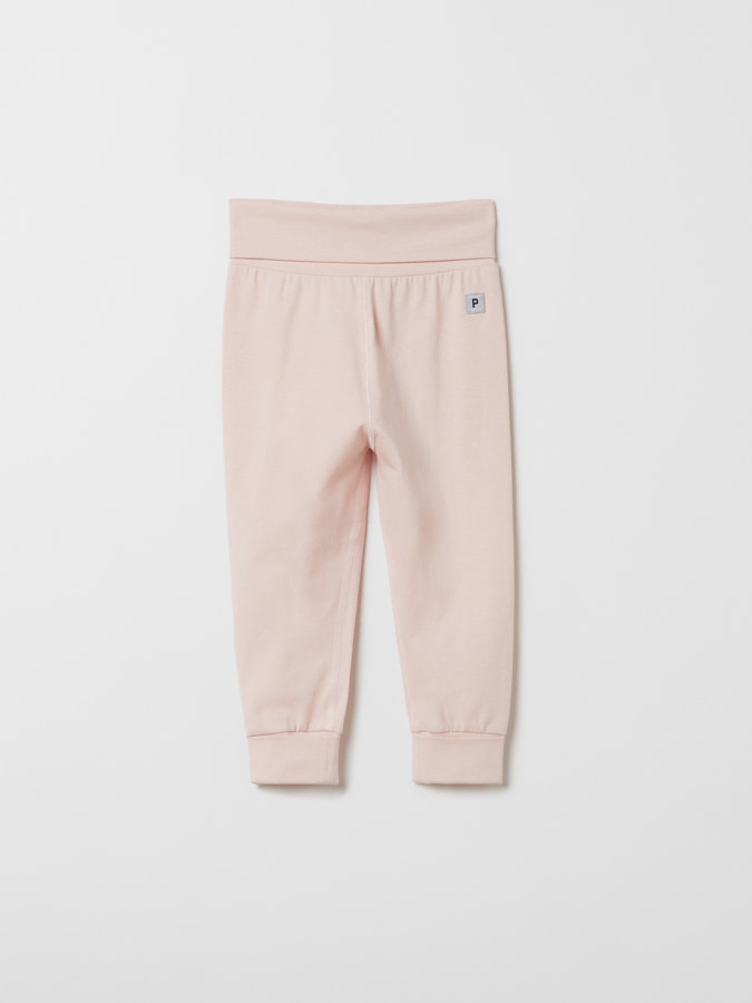 Solid color pants with fold-down cuffs