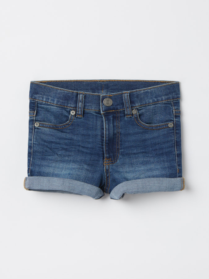 Jean shorts with pockets Jean shorts with pockets
