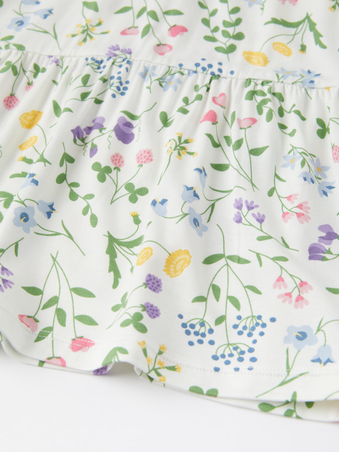 Floral dress with gathered skirt