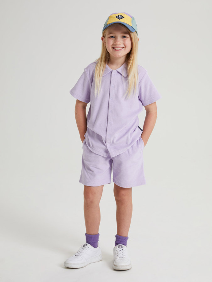 Short-sleeved, solid color terry shirt