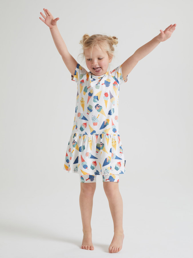 Cycling shorts with ice-cream print