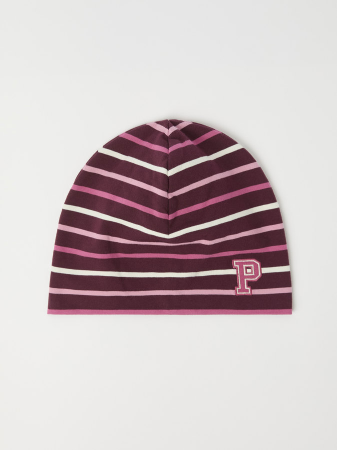 Striped jersey beanie with "P" appliqué