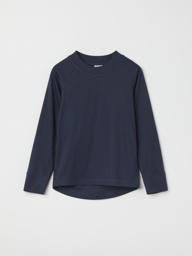 Solid color long-sleeve base layer top