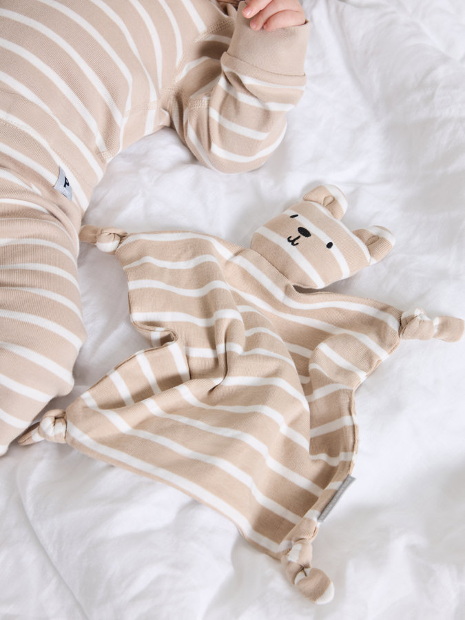 Striped comfort blanket