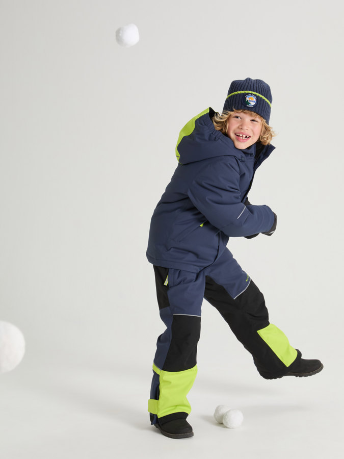 Waterproof padded ski jacket