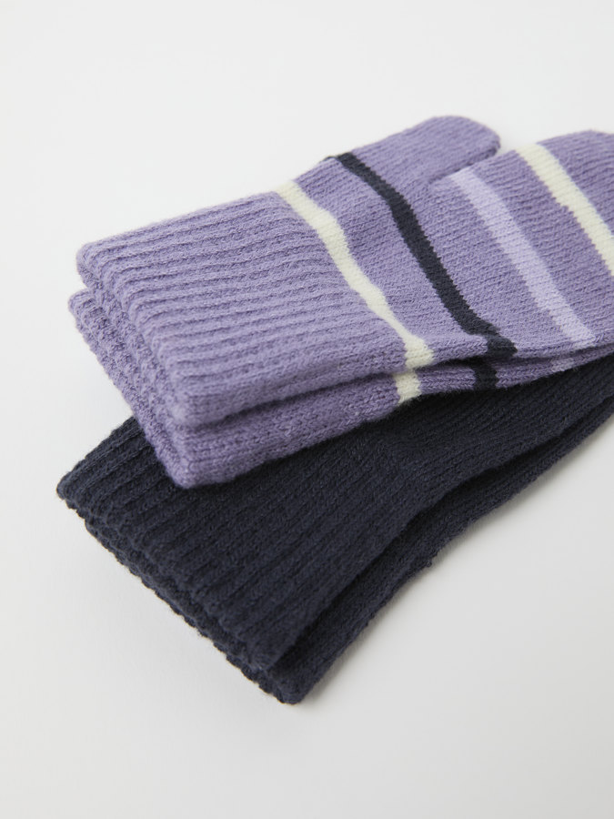 knitted mittens in 2-pack