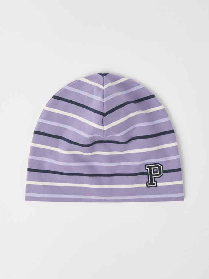 Striped jersey beanie with "P" appliqué