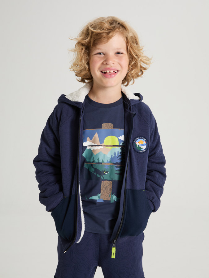 Pile lined hoodie with pocket