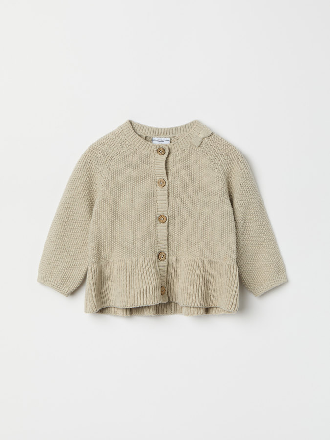 Knitted cardigan with ruffles