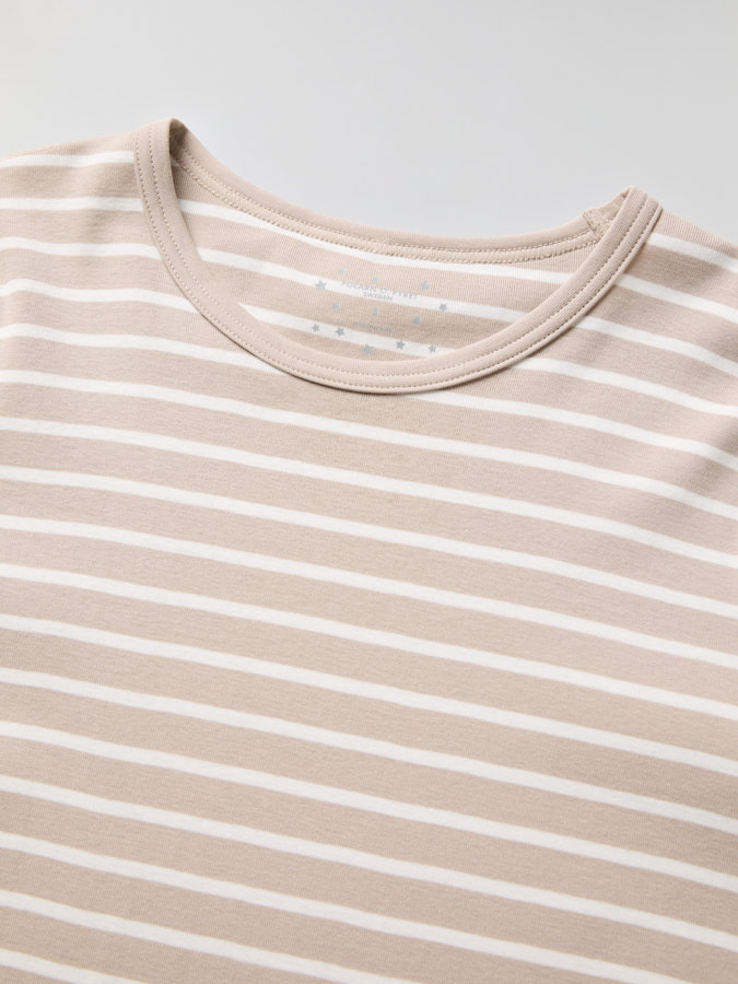 Striped nightgown for adult