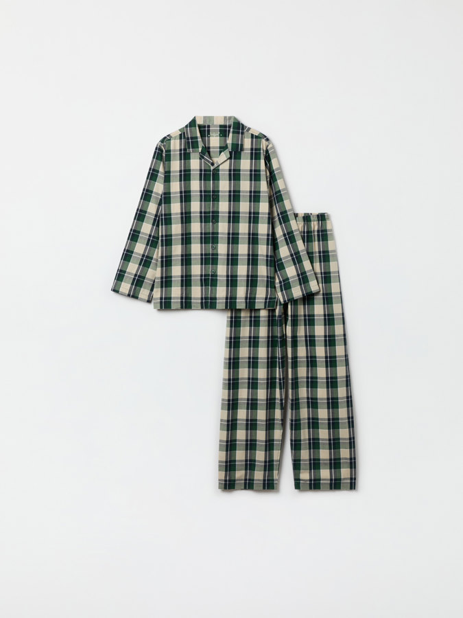 Two-piece pyjamas for adult