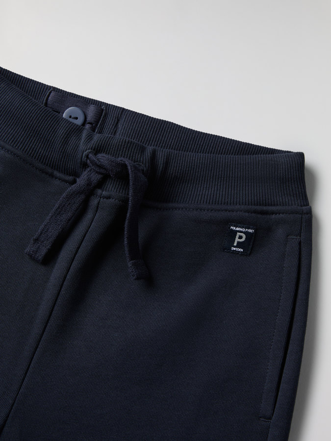 Solid color sweatpants with pockets