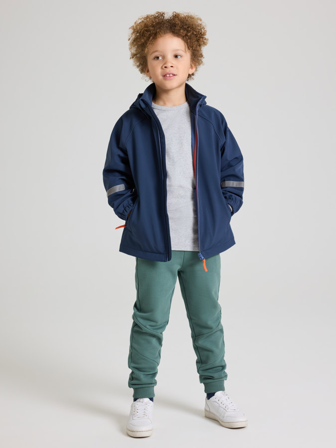 Wind- and waterproof jacket