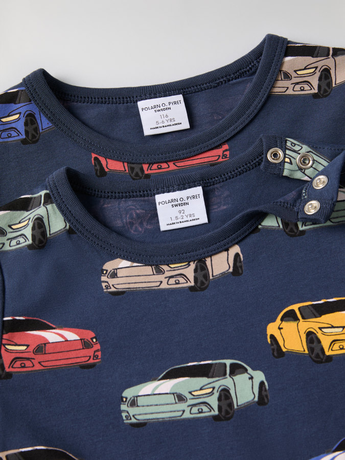 Long-sleeve top with car print
