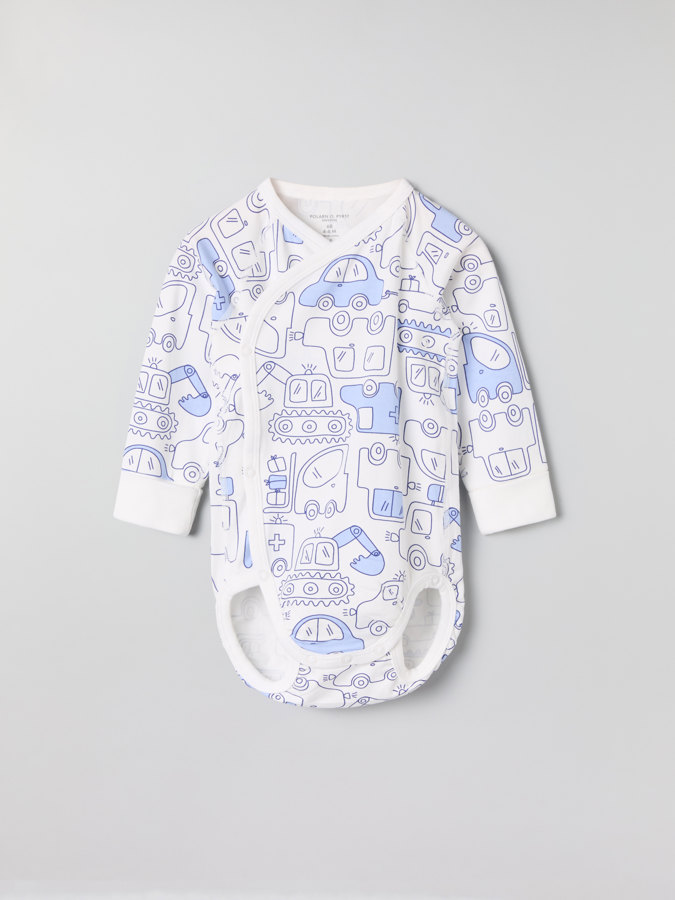 Extendable wraparound babygrow with car print