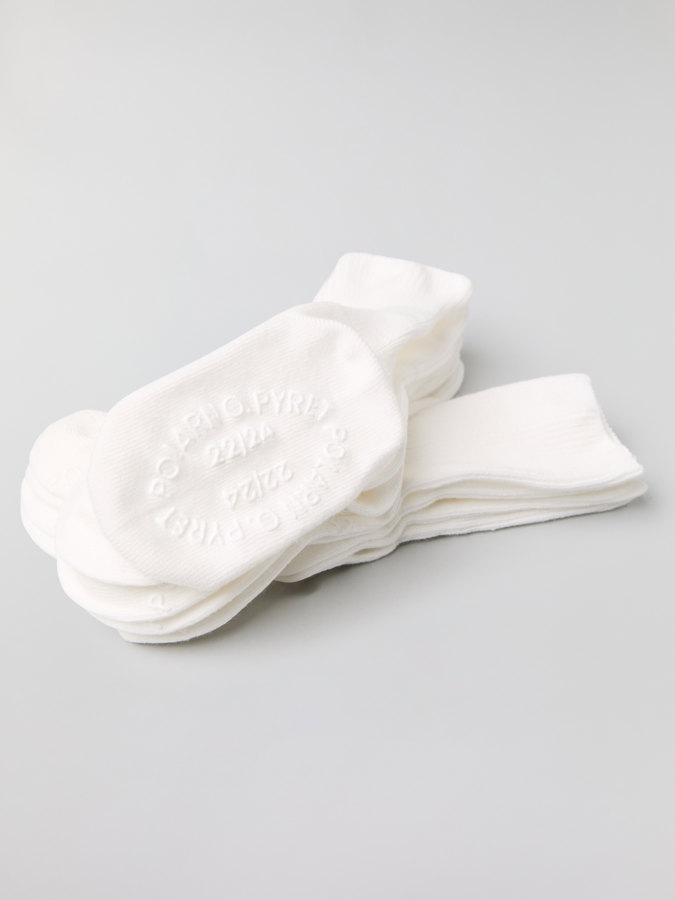 5-pack of anti-slip socks