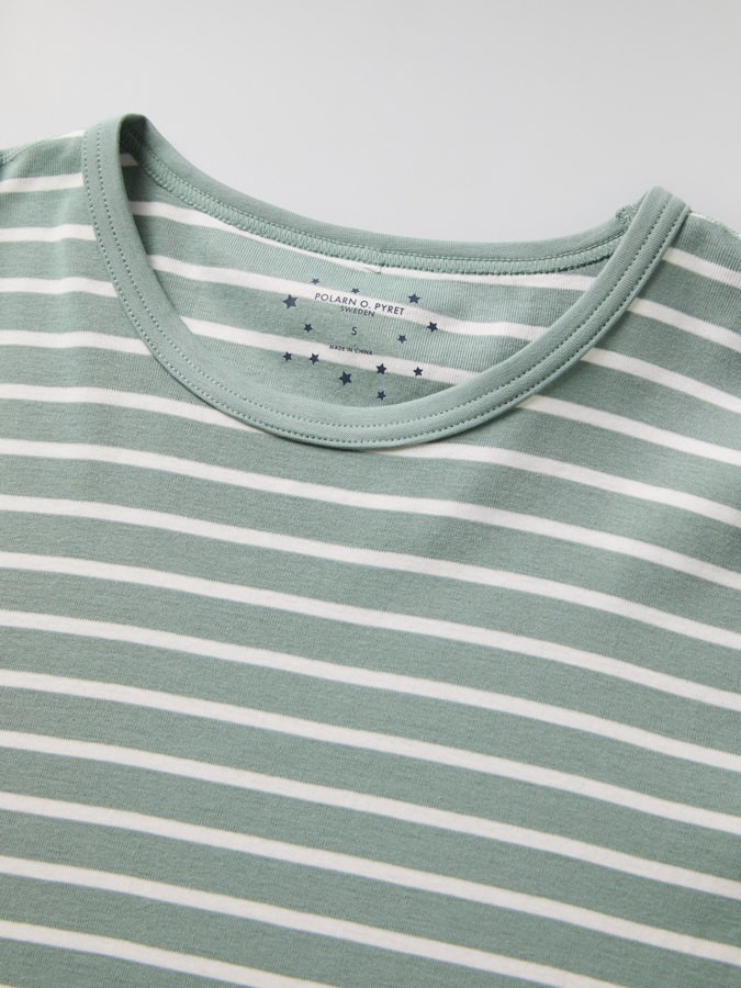 Striped nightgown for adult