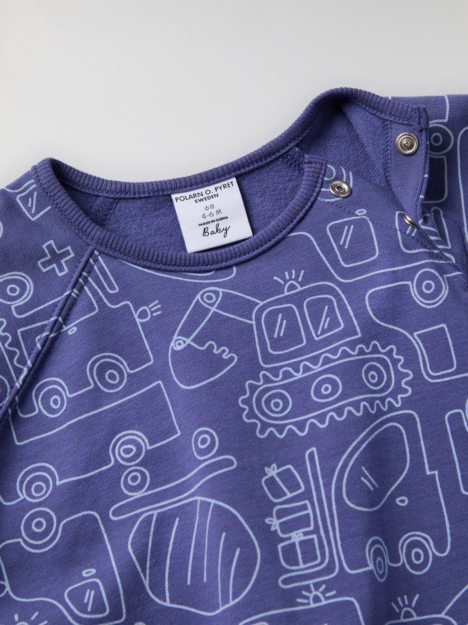 Sweatshirt with car print