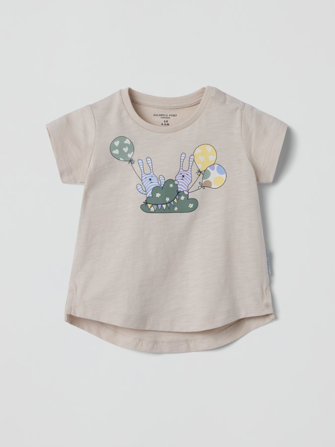 Short-sleeved top