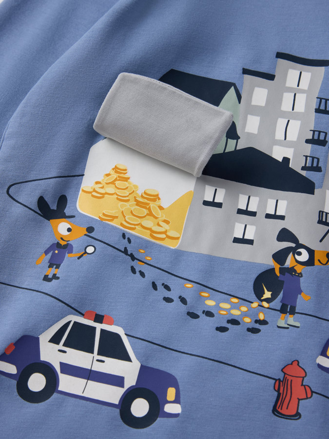Long-sleeved top with car print