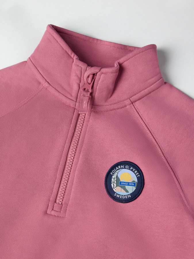 Zippered sweatshirt