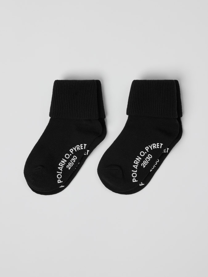 2-pack of anti-slip socks