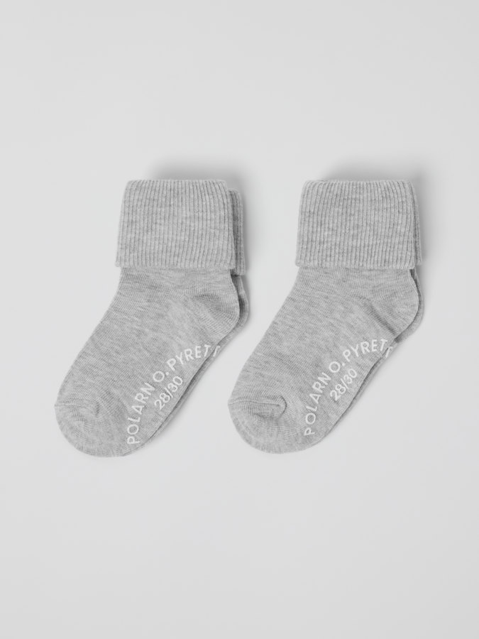 2-pack of anti-slip socks
