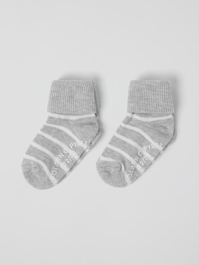2-pack of anti-slip socks