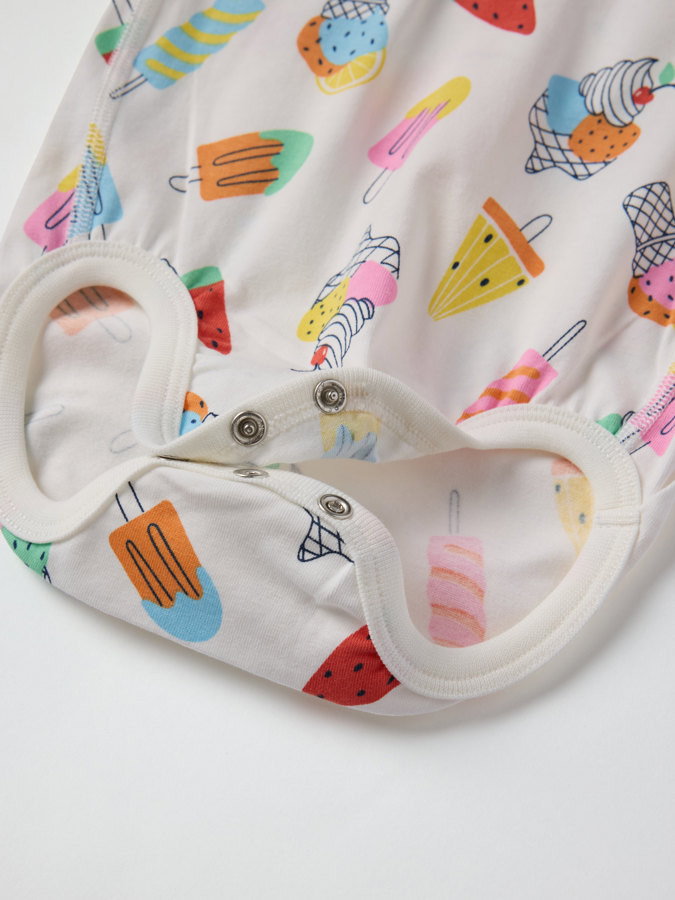Short-sleeved babygrow with ice-cream print