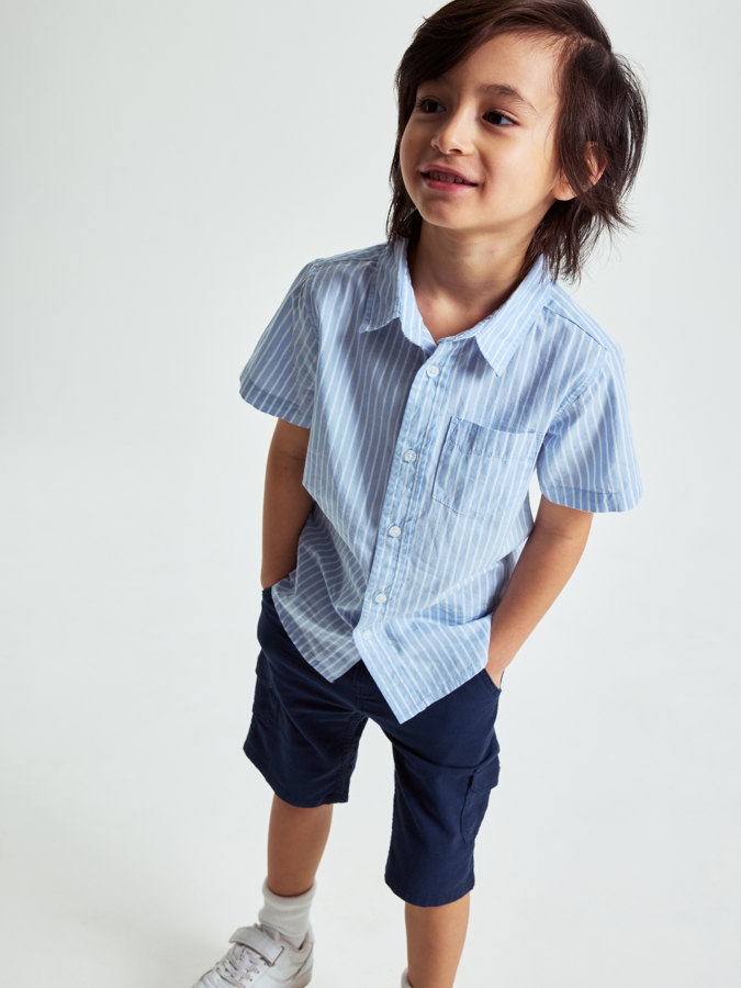 Short-sleeved striped shirt