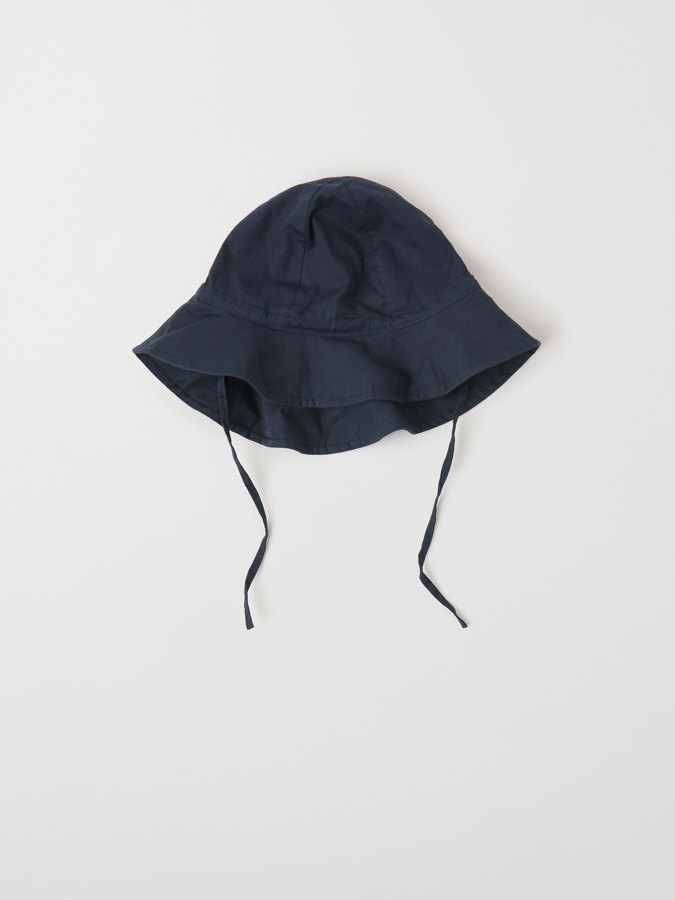 Woven sun hat with UV protection