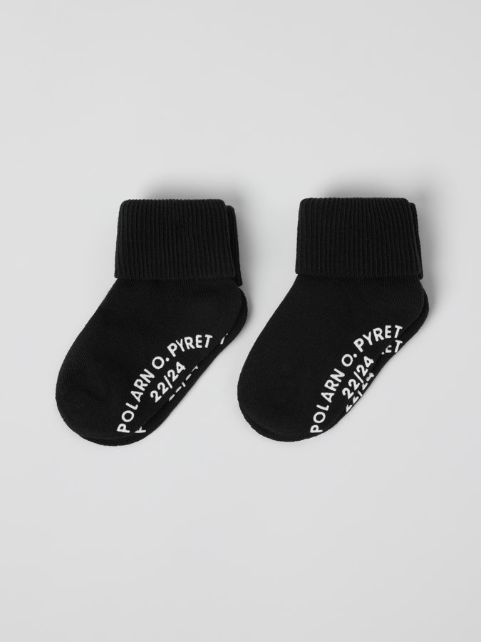 2-pack of anti-slip socks