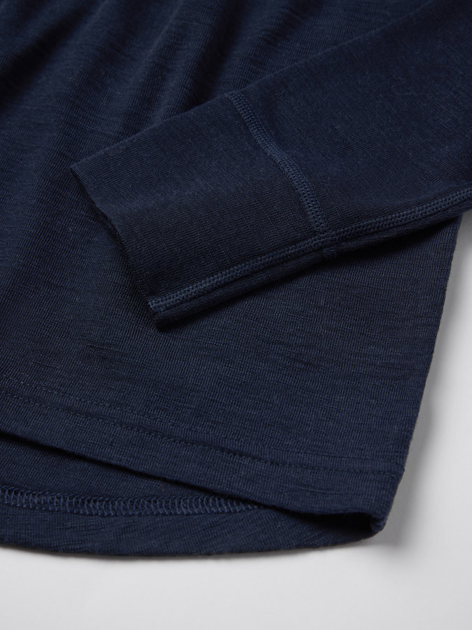 Base layer top in merino wool for adult