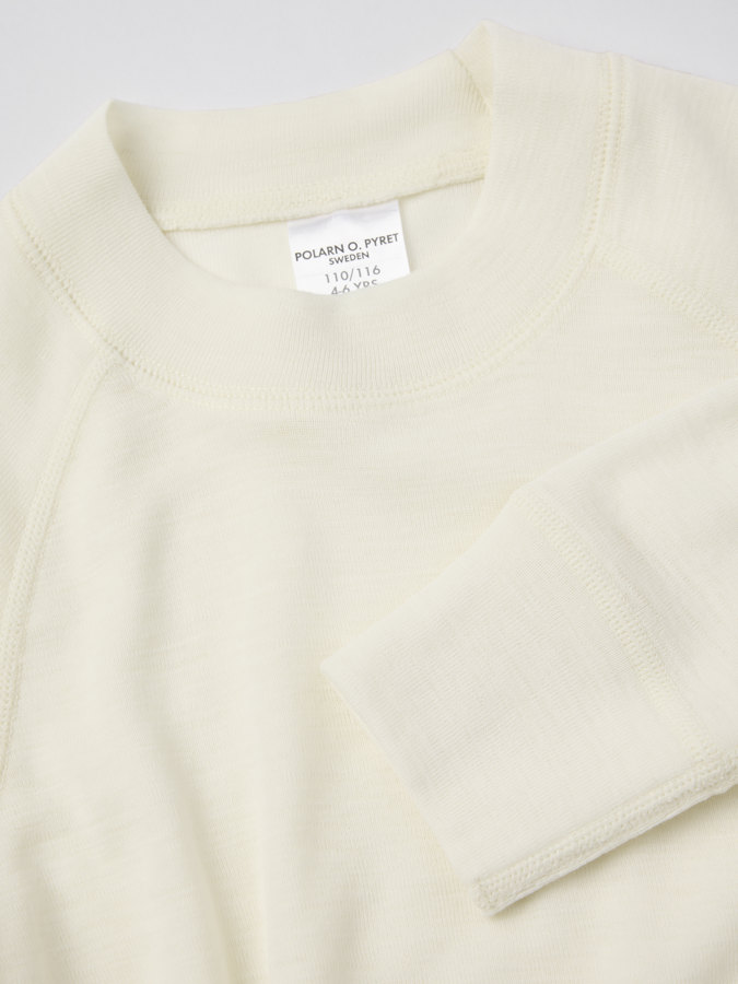 Long-sleeve base layer top in merino wool