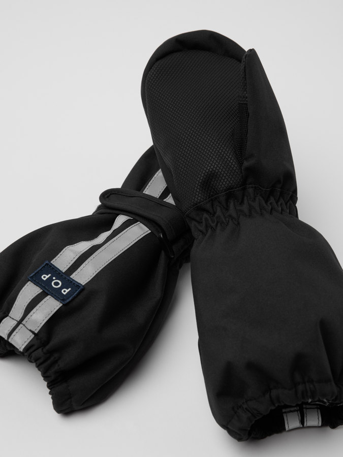 Waterproof mittens