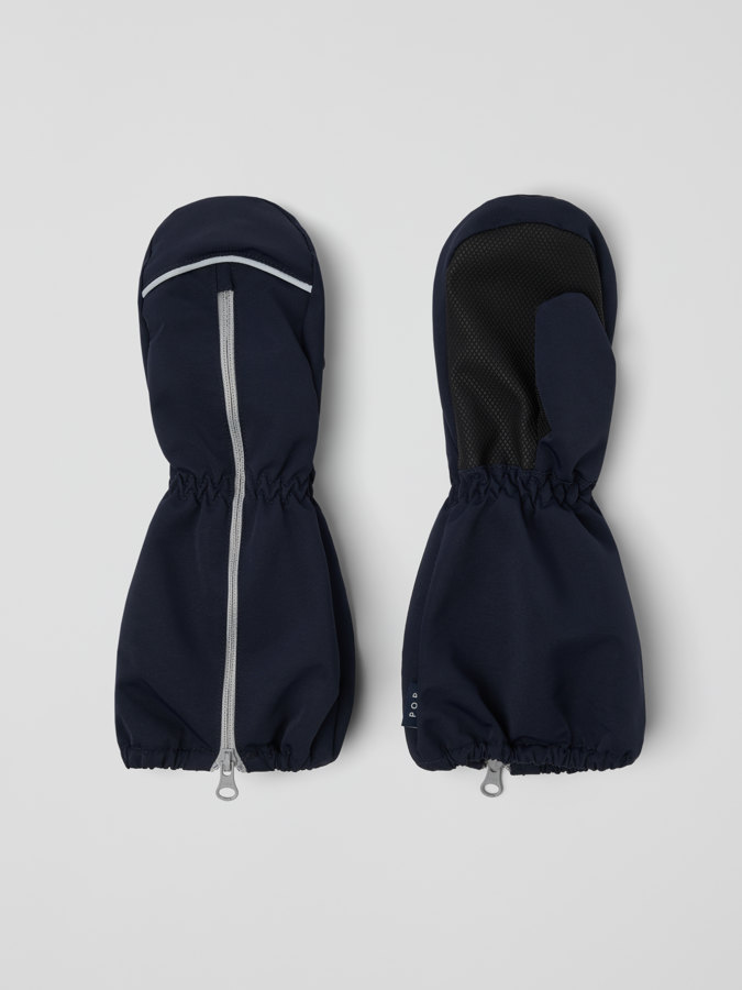 Shell mittens with zipper