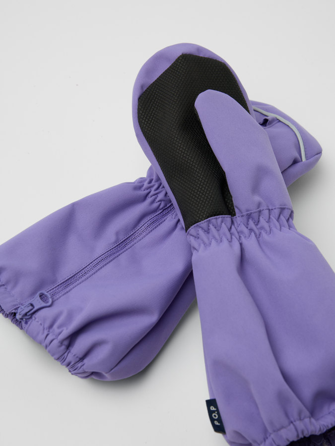 Waterproof mittens with zipper