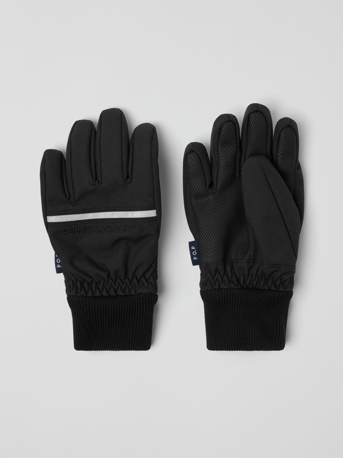 Waterproof shell gloves with cuffs