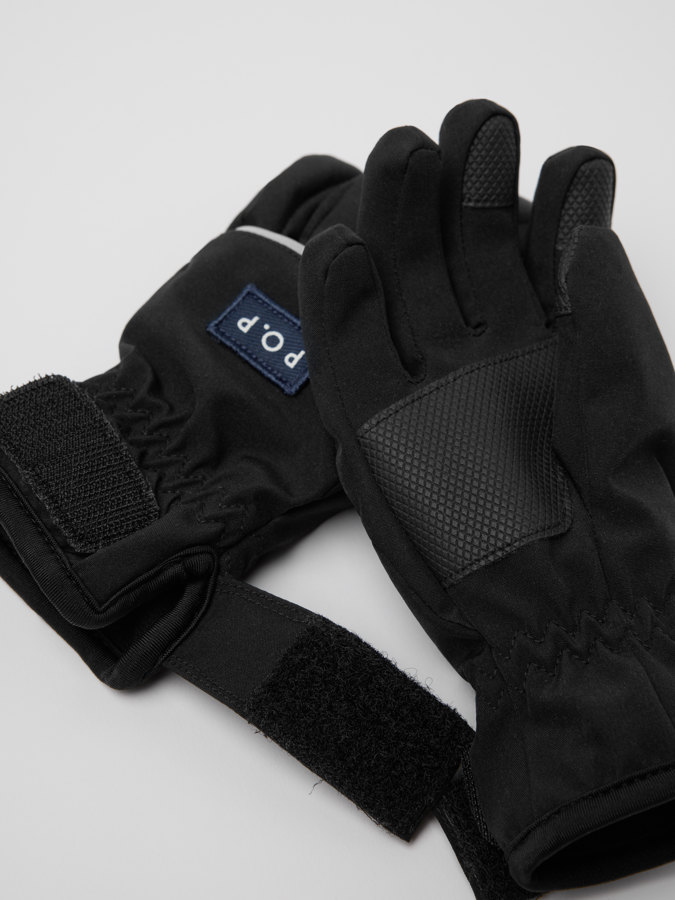 Waterproof gloves