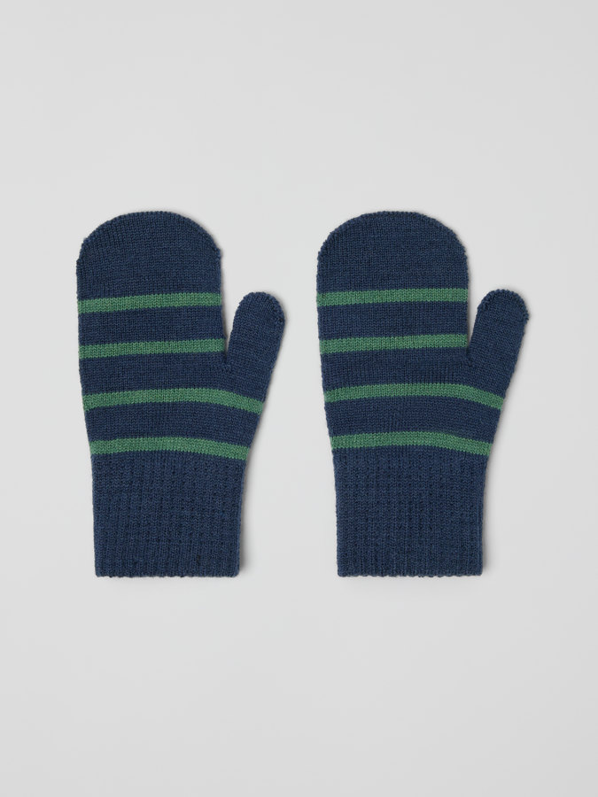 Striped, knitted mittens in wool blend